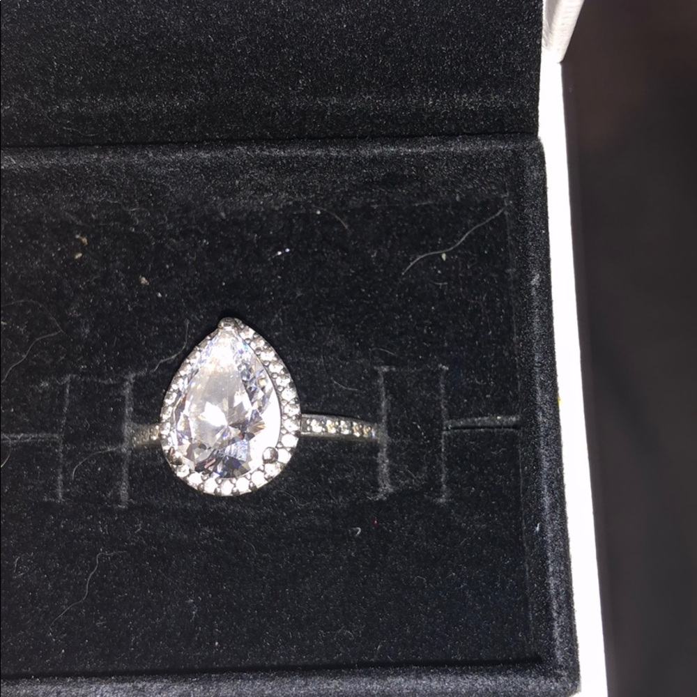 PANDORA Ring - Picture 2 of 7